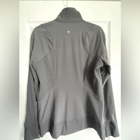 Lululemon size 12 Movement to Movement grey 
Zip up - Picture 3 of 6